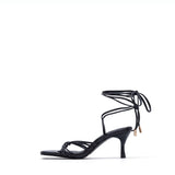 メタリックレースアップサンダルヒール (Black)