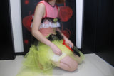 Wear more yellow skirts with light gauze.