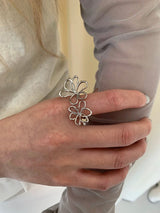 Silver line flower open ring