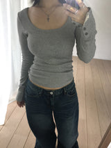 [ee] Berry Button T