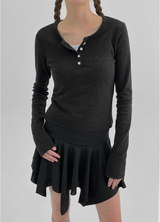 [MADE] Chikapo Henley Neck V-neck Long Sleeve T-shirt