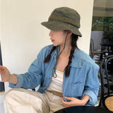 On the Moment reversible outdoor bucket hat C2 KHAKI