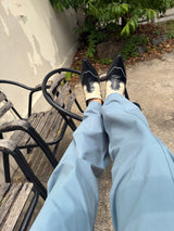 line curve pants