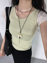 Summer flower necklace with gemstone