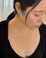 Layer of U earring (silver)