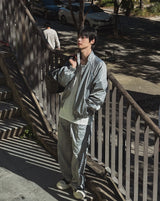 カイ ナイロングロッシーパイピングパンツ
