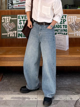 Indigo curved denim pants
