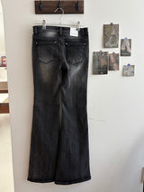 ブラックローライズブーツカットデニムパンツ(one color)