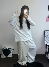 レタリングオフショルダーUネックロングスリーブTシャツ 🩶🤍🖤3カラー