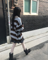 ケルストライプコントラストカラーニット