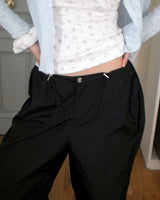 Qiya Glossy Shirring Parasuit Slit Wide Pants
