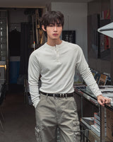 コーンマッスルフィットヘンリーネックロングスリーブTシャツ
