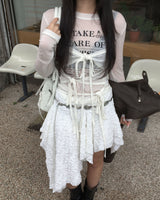 Triple ribbon T