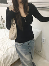 [EE] IS BUTTON KNIT 