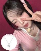 [tripleS Lynn Necklace] プレッツェルカラーボーンネックレス - Silver Color