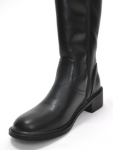Private boots