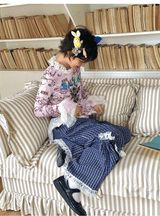sillysis 可愛いイラストの小熊、ピンクの花柄プリント、宮廷風のギャザーレース付きTシャツ、インナー用トップス レディース