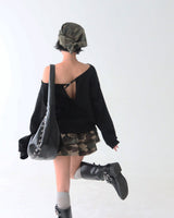 Buckle backless off-shoulder sweatshirt