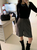 [MADE] Fidic Wool Herringbone Bermuda Pants