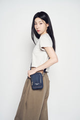 25SS ESSENTIAL DENIM MINI CROSS BAG DARK BLUE