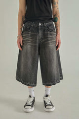 Maxi-fit Stud Bermuda Pants