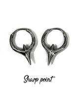 シャープポイントワンタッチピアス 2PCS