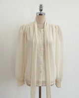 Cave Pearl Tie Puff Blouse