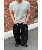 Non-faded curved raw denim pants