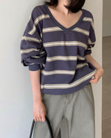 [ORIGINAL] Soy Stripe V-Neck Oversized Sweatshirt