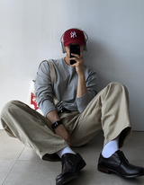 アーロンモーデンエッセンシャルセミクロッピードロングスリーブTシャツ