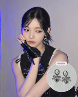 [Hearts2Hearts Yuha Piercing] Coquette Laced Ribbon and Heart Huggies Piercing