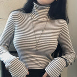 [BELLIDE MADE] 3色, ストライプフィンガーホールタートルネックTシャツ