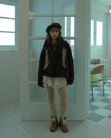 Two string windbreak / brown