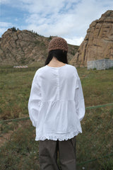 Ontz バックボタンフリルブラウス (2color)