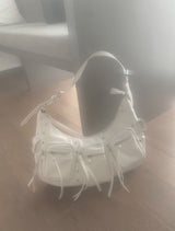 Cellander Pocket Tassel Shoulder Bag (white)