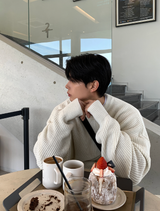  Izab Round Overfit Warmer Knit