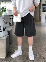 Look Wibird Supima Pigment Bermuda Pin Tuck Shorts