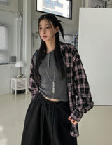 リブ編みアンバランスボタンショルダーTシャツ