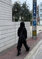 カーブドラインスウェットパンツ