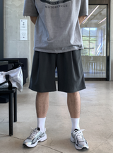 Look Wibird Supima Pigment Bermuda Pin Tuck Shorts