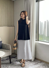 Loel Cut Line Pleated Cap Sleeve Blouse