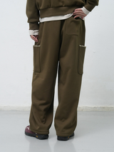 stitch cargo sweat pants - khaki        