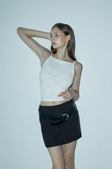 Square neck sleeveless_white