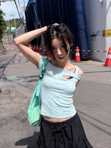カットアウトストラップTシャツ
