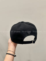 B cap