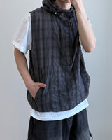 Crinkle Check Hooded Anorak Vest