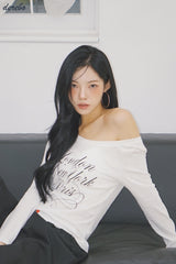 ワイドネックレタリングノーマルフィット長袖Tシャツ