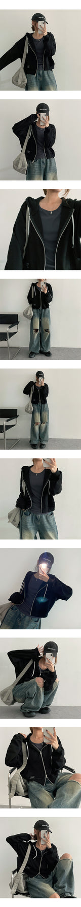 Early Patch Semi-Cropped Hooded Zip-Up
