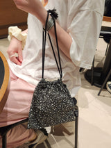 terazzo フラットストリングポーチバッグ - ブラック L