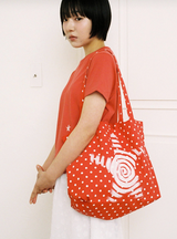 Twister Star Tote Bag - Dot Red